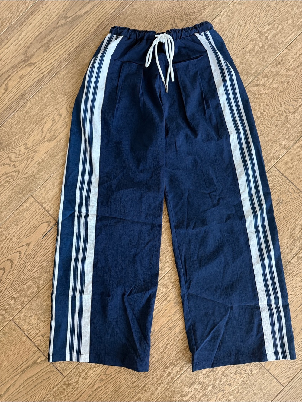 Navy Wide-Leg Track Pants with White Side Stripes